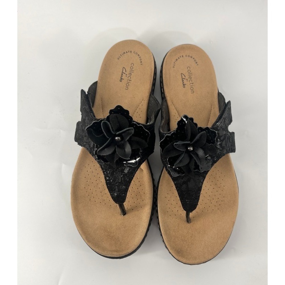 Clarks Sandals Women's 7.5 W WIDE Floral Black Leather Thong Laurieann Gema
